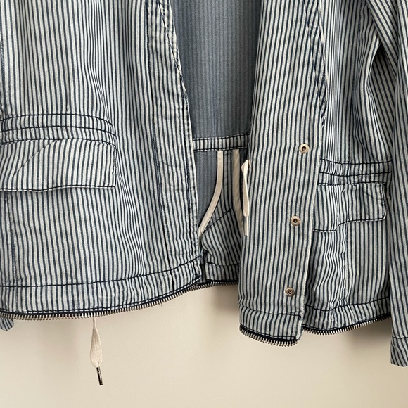 Blue striped Blazer - Picture 3 of 3